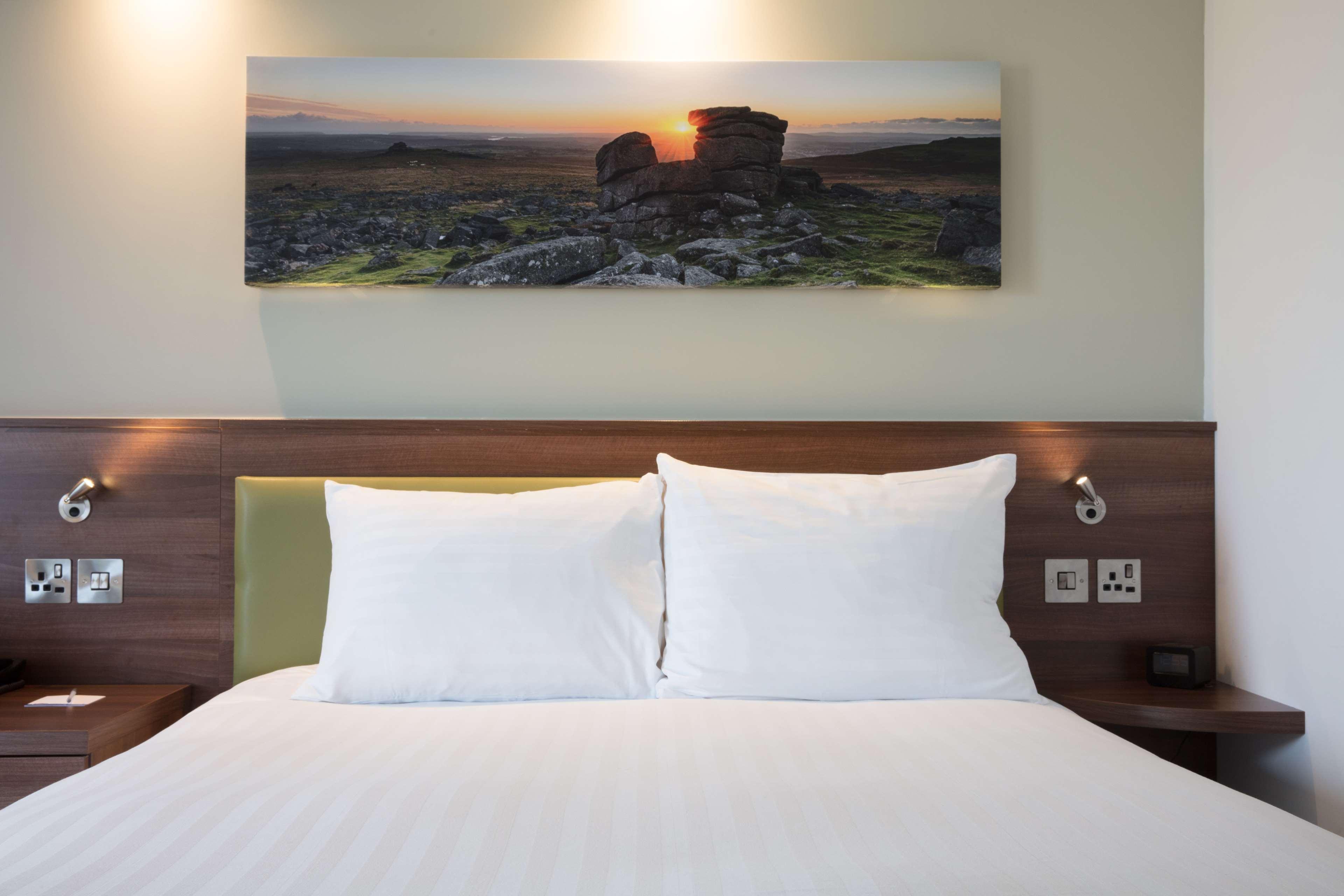 Hampton By Hilton Exeter Airport Hotel Woodbury Kültér fotó