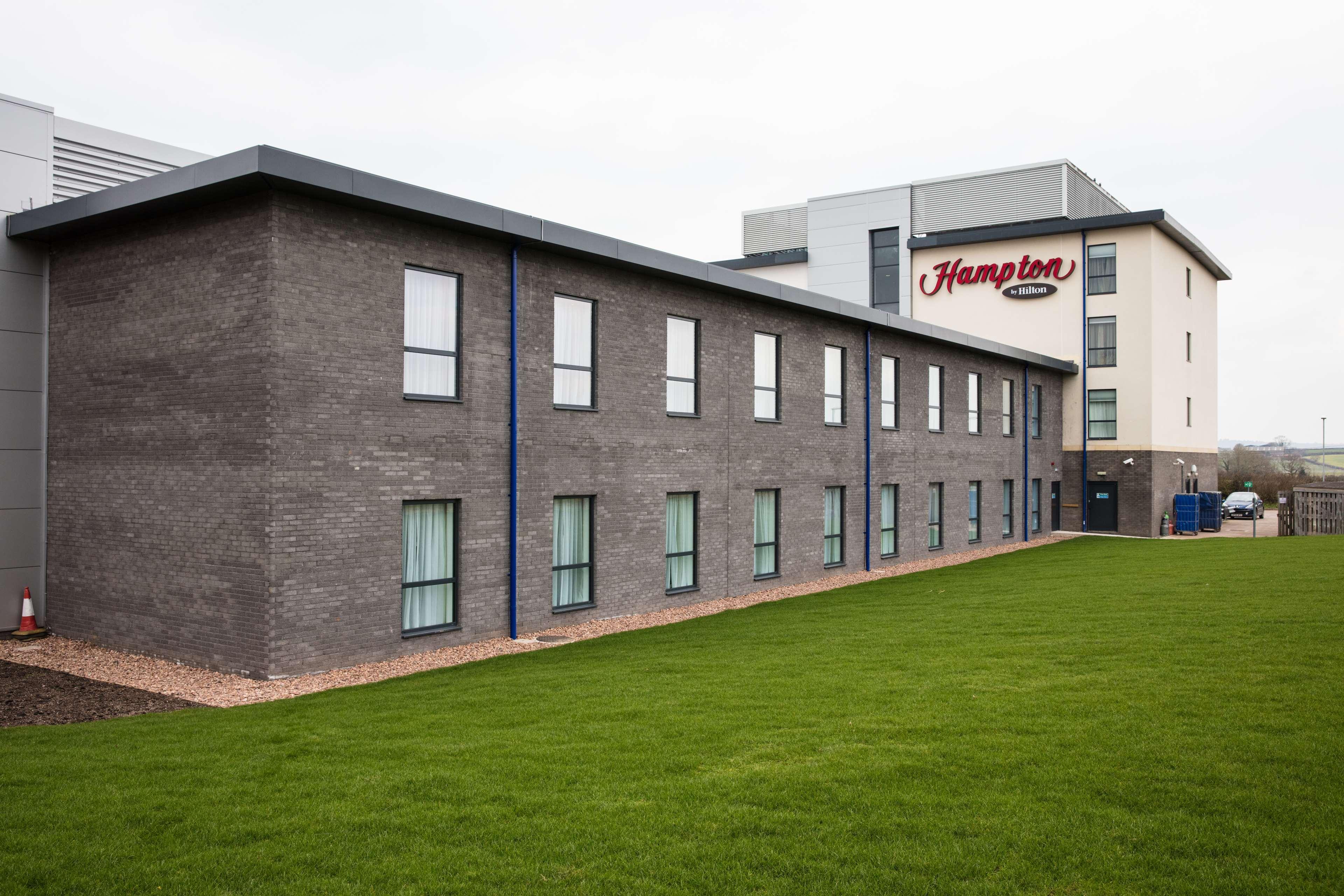 Hampton By Hilton Exeter Airport Hotel Woodbury Kültér fotó