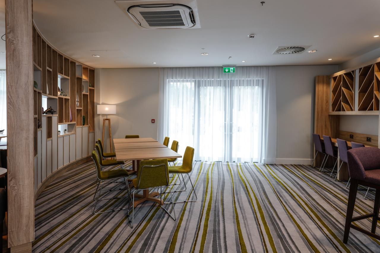 Hampton By Hilton Exeter Airport Hotel Woodbury Kültér fotó